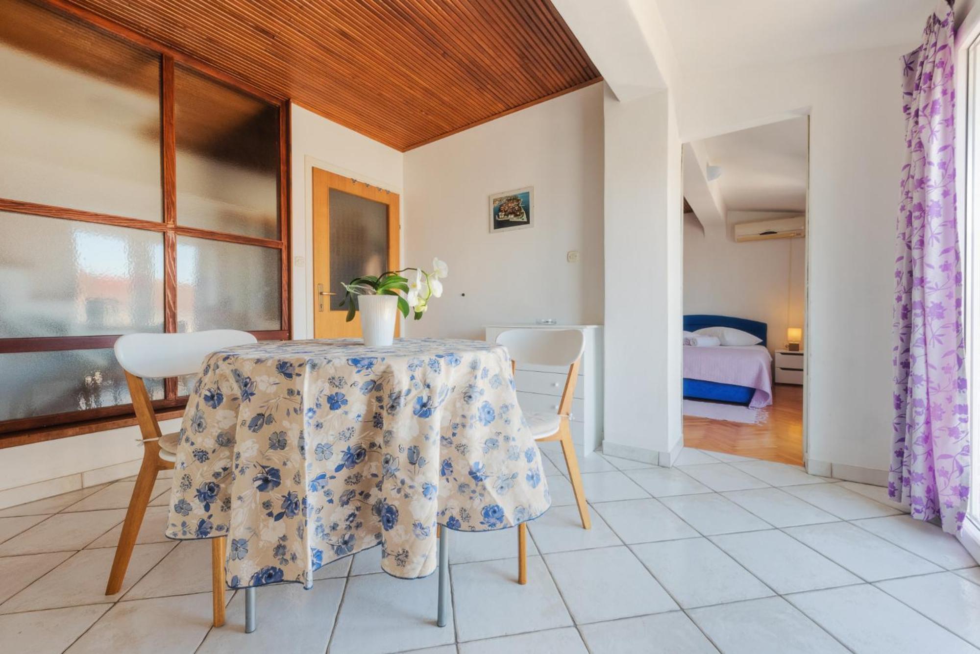 Perica Apartment And Perica Room With Separate Entrance Zadar Bagian luar foto