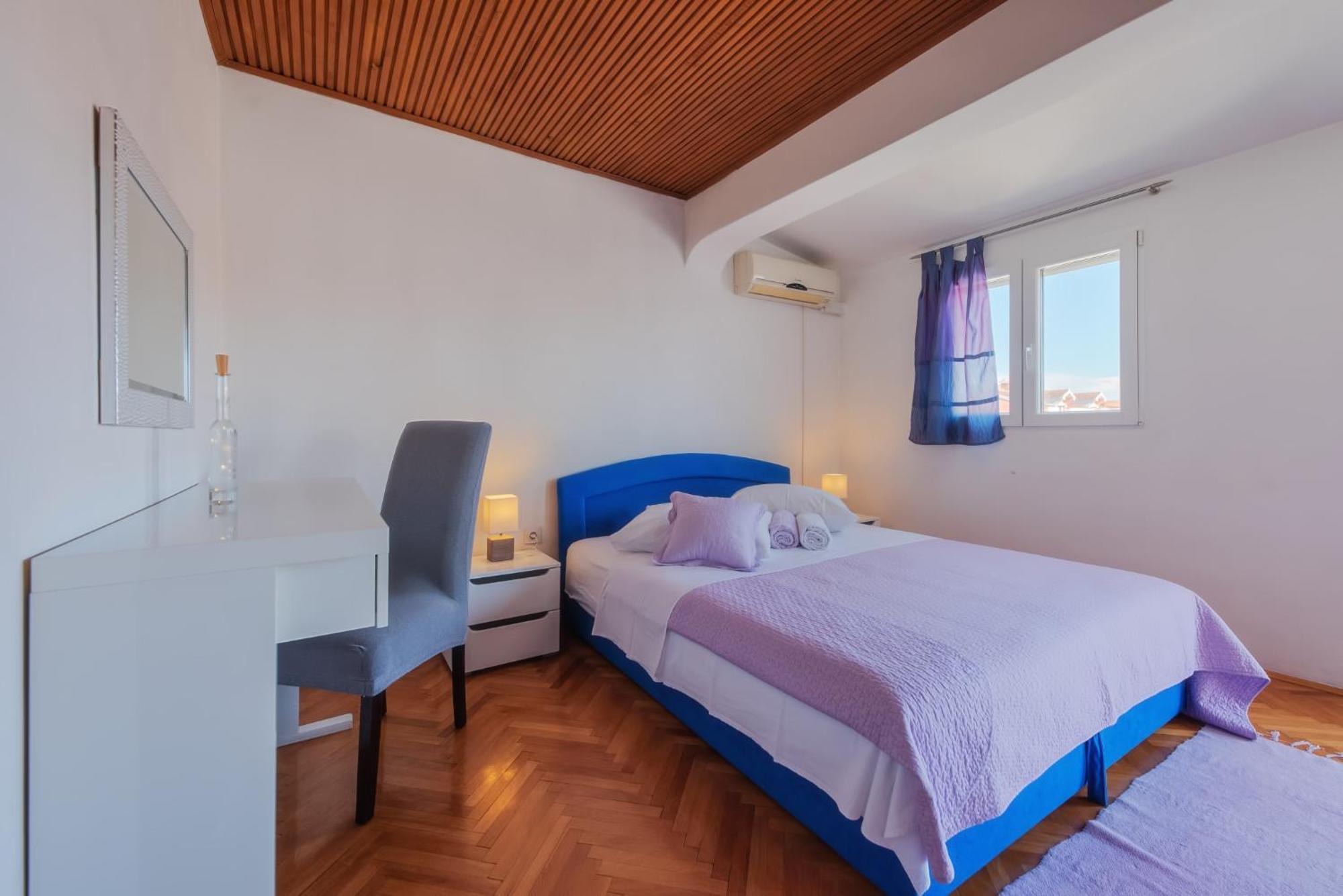 Perica Apartment And Perica Room With Separate Entrance Zadar Bagian luar foto